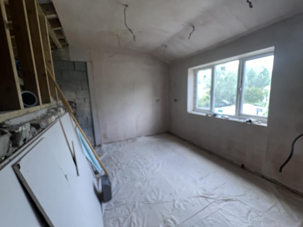 Lot: 136 - DETACHED COTTAGE FOR COMPLETE REFURBISHMENT - First floor-landing-study area